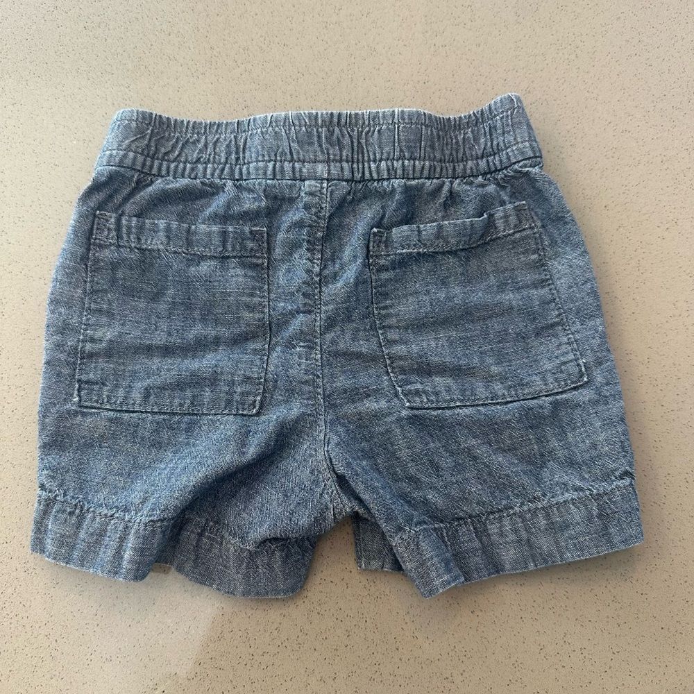 Baby Gap Blue Chambray Pull-on Denim Style Shorts Elastic Waistband Size 12-18 M - Picture 2 of 4